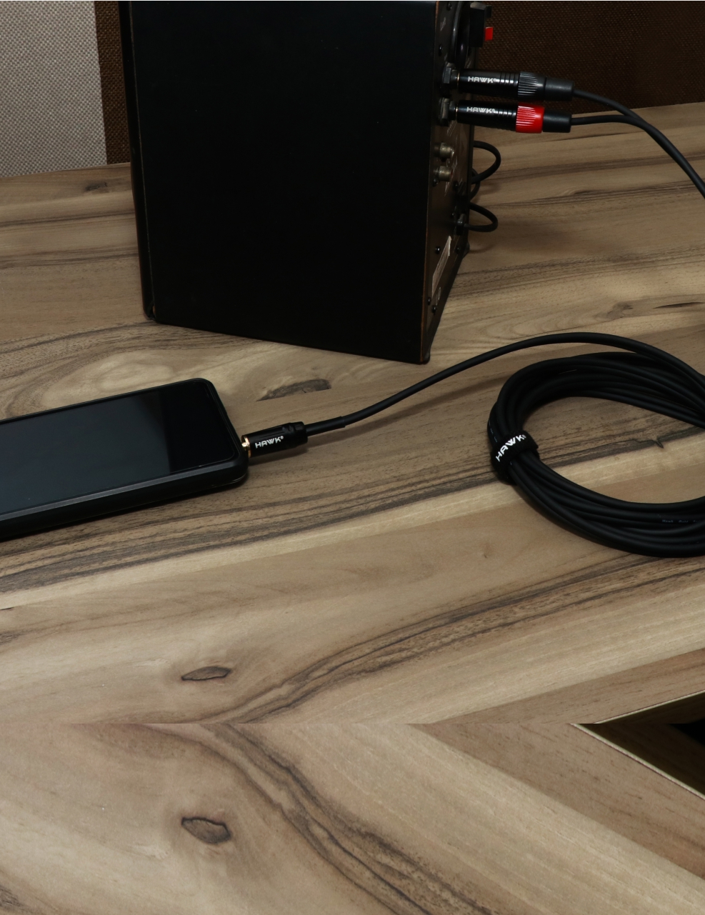 hawk-tmplu03-y-cable-3-5-mm-stereo-male-to-dual-6-3-mm-mono-male-3-meter